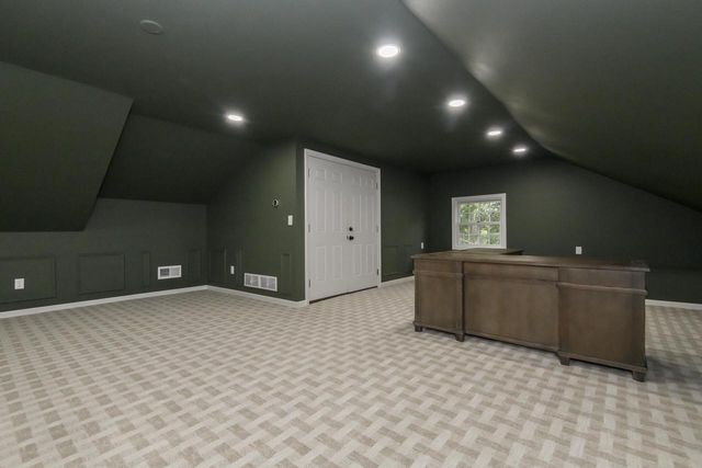 15025 Westover ROAD, Elm Grove, WI 53122