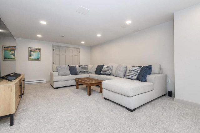 15025 Westover ROAD, Elm Grove, WI 53122