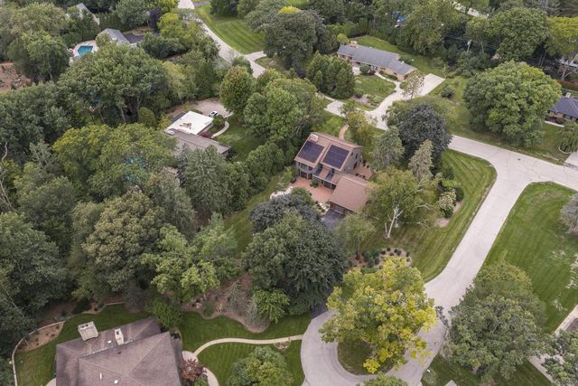 15025 Westover ROAD, Elm Grove, WI 53122