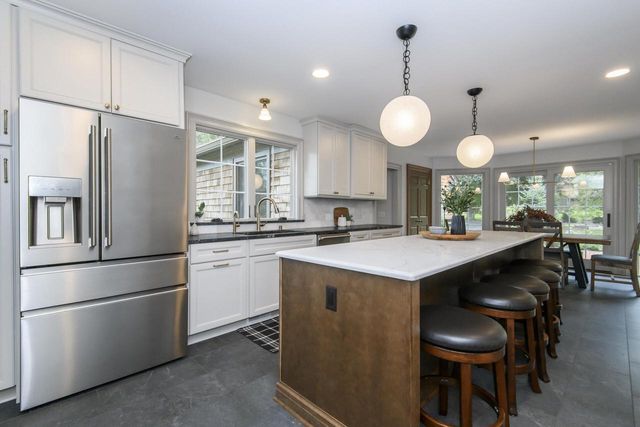 15025 Westover ROAD, Elm Grove, WI 53122