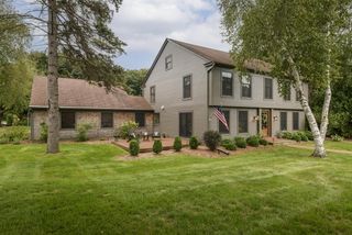 15025 Westover ROAD, Elm Grove, WI 53122