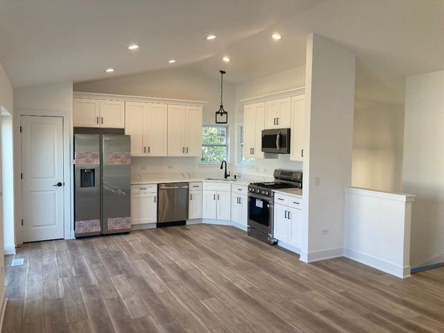 939 Saddle Ridge Drive, Joliet, IL 60432
