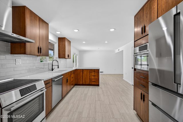 6240 N Camino Pimeria Alta, Tucson, AZ 85718