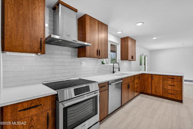 6240 N Camino Pimeria Alta, Tucson, AZ 85718