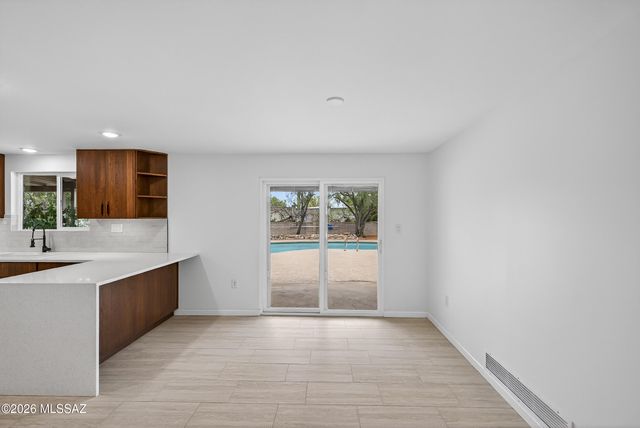 6240 N Camino Pimeria Alta, Tucson, AZ 85718