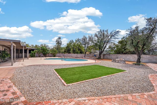 6240 N Camino Pimeria Alta, Tucson, AZ 85718