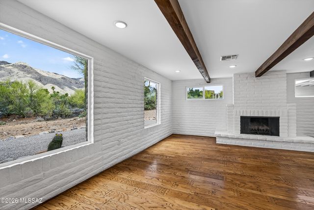 6240 N Camino Pimeria Alta, Tucson, AZ 85718