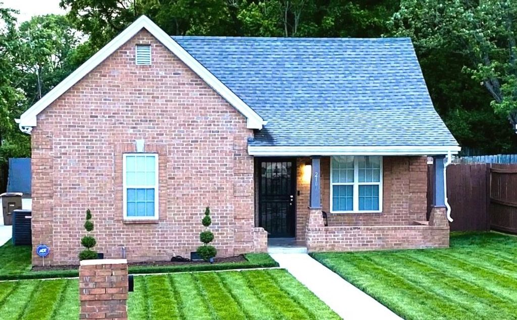 2101 26th Ave, N, Nashville, TN 37208