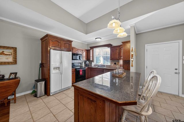 509 W Main St, Whitehouse, TX 75791