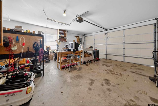 509 W Main St, Whitehouse, TX 75791