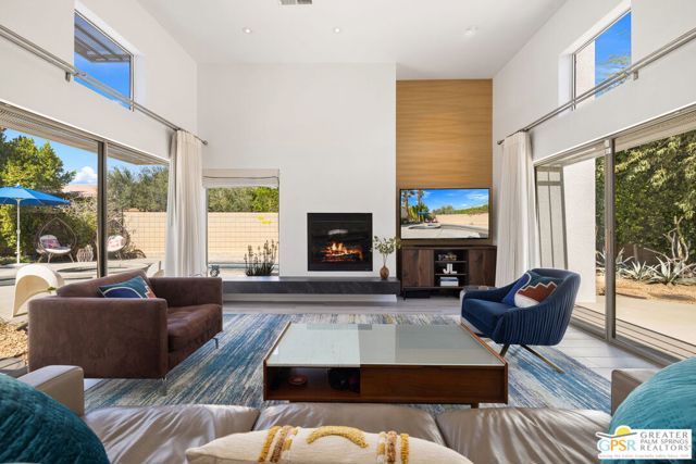 2470 N Cardillo Avenue, Palm Springs, CA 92262