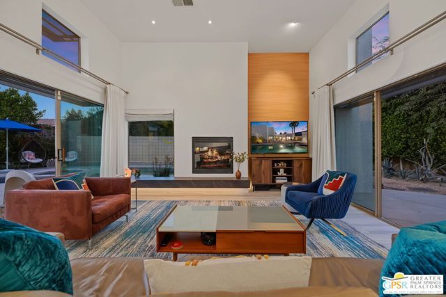 2470 N Cardillo Avenue, Palm Springs, CA 92262