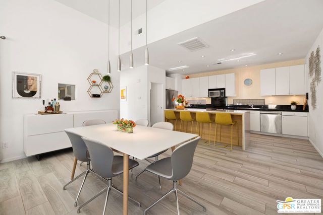 2470 N Cardillo Avenue, Palm Springs, CA 92262