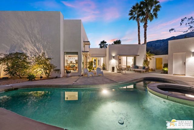 2470 N Cardillo Avenue, Palm Springs, CA 92262