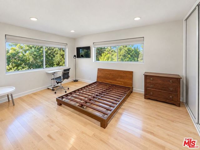 3500 Wrightwood Drive, Los Angeles, CA 91604