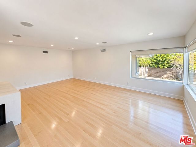 3500 Wrightwood Drive, Los Angeles, CA 91604