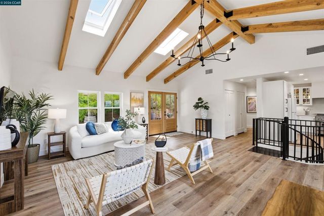 450 Little Rd, Pleasant Hill, CA 94523