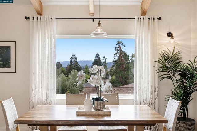 450 Little Rd, Pleasant Hill, CA 94523