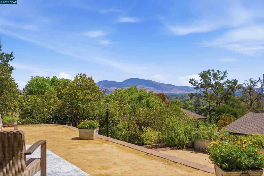 450 Little Rd, Pleasant Hill, CA 94523