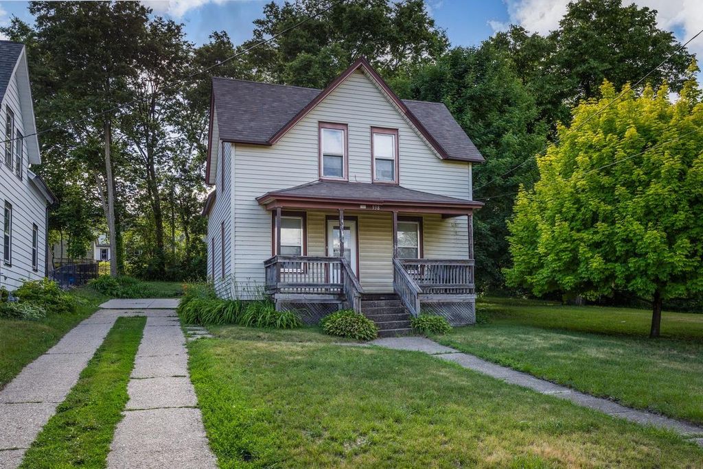 938 5th Street, Beloit, WI 53511