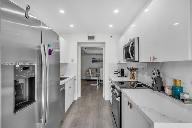 1201 S Ocean Drive 110S, Hollywood, FL 33019