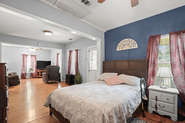 1908 Holly ST, Austin, TX 78702