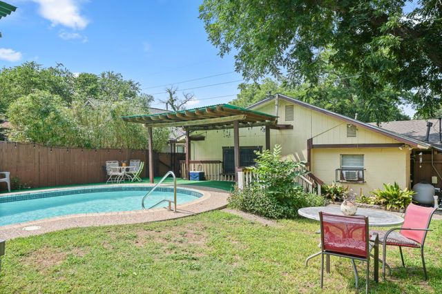 1908 Holly ST, Austin, TX 78702
