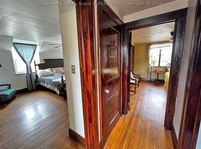 726 Amity Drive, Charleston, WV 25302