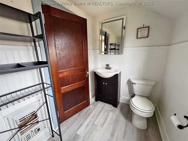 726 Amity Drive, Charleston, WV 25302