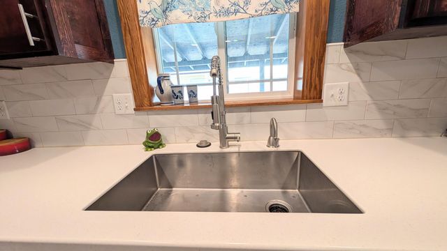 4965 Laurelwood Drive, Klamath Falls, OR 97603