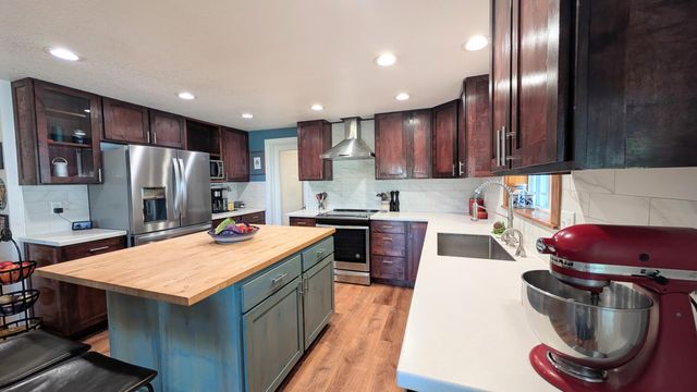 4965 Laurelwood Drive, Klamath Falls, OR 97603