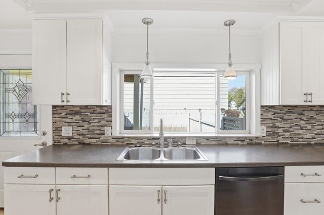 1634 E Providence Ave, Spokane, WA 99207