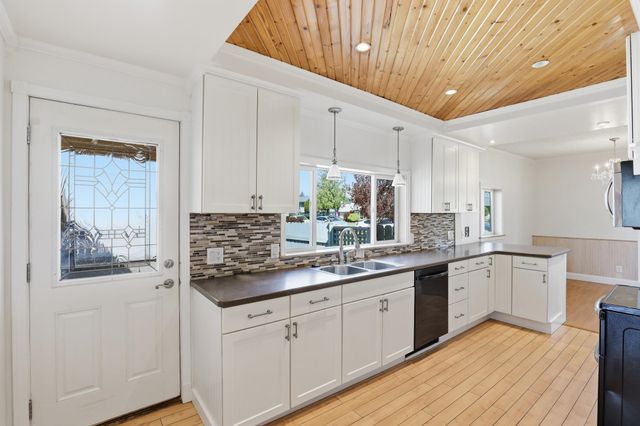 1634 E Providence Ave, Spokane, WA 99207