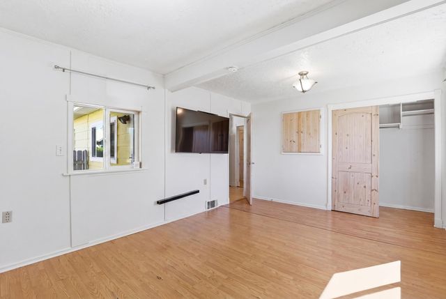 1634 E Providence Ave, Spokane, WA 99207