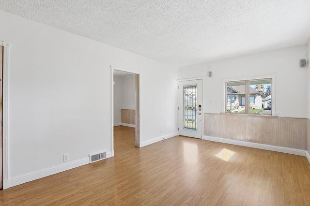 1634 E Providence Ave, Spokane, WA 99207