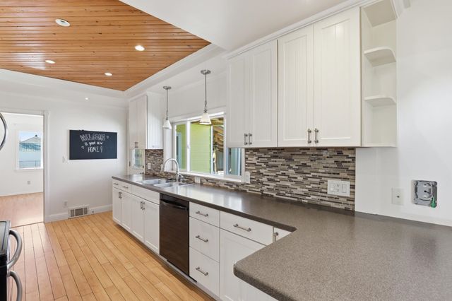 1634 E Providence Ave, Spokane, WA 99207