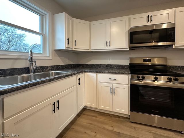 1587 Drexel Avenue NW, Warren, OH 44485