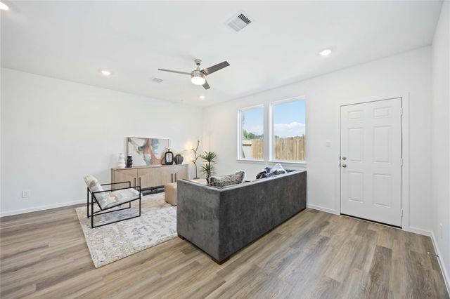 3310 Willshire Stone Street, Houston, TX 77091