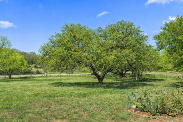 3410 W Ranch Road 152, Llano, TX 78643