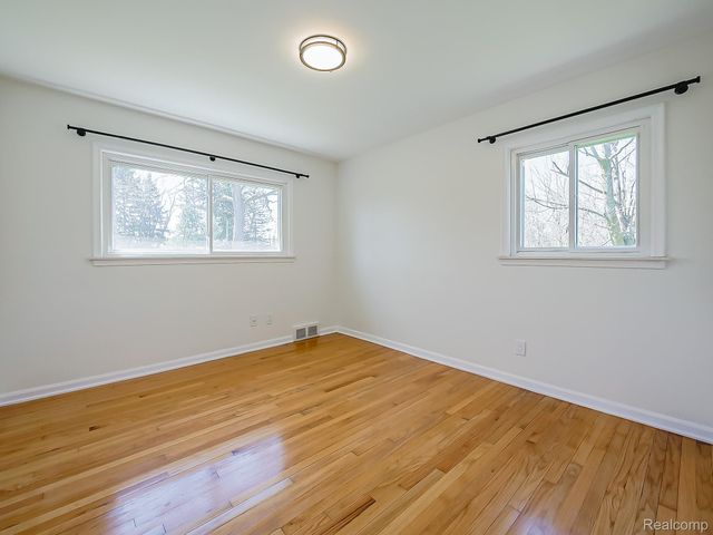 8701 Brookville Road, Salem Township, MI 48170