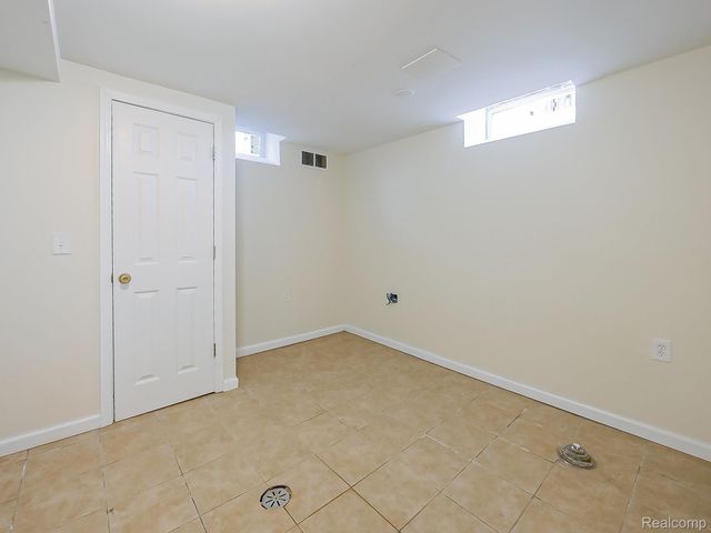 8701 Brookville Road, Salem Township, MI 48170
