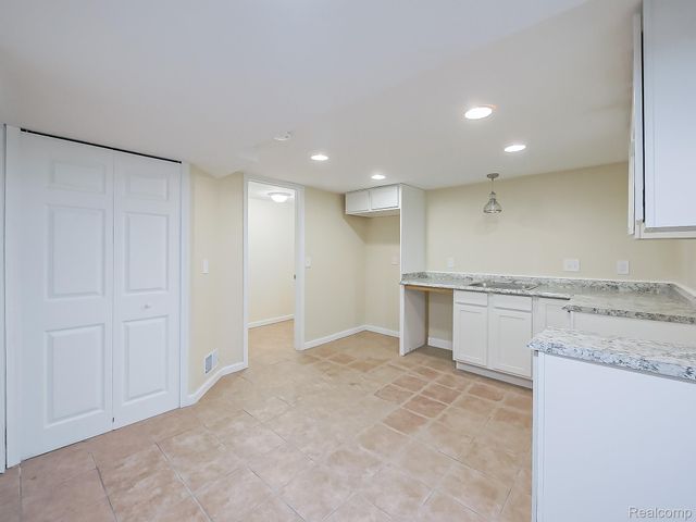 8701 Brookville Road, Salem Township, MI 48170