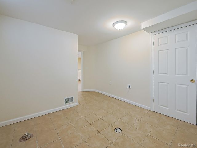 8701 Brookville Road, Salem Township, MI 48170
