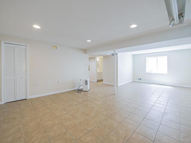 8701 Brookville Road, Salem Township, MI 48170