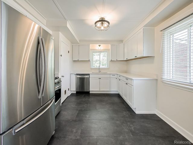 8701 Brookville Road, Salem Township, MI 48170