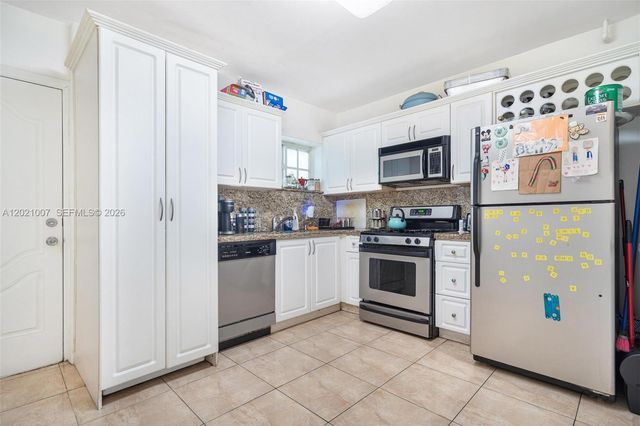 1135 92nd St 104, Bay Harbor Islands, FL 33154