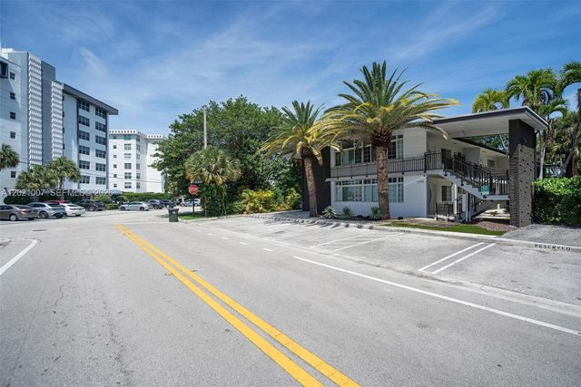 1135 92nd St 104, Bay Harbor Islands, FL 33154
