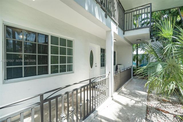 1135 92nd St 104, Bay Harbor Islands, FL 33154