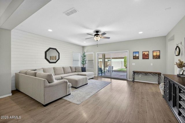 5218 S LINDENWOOD Circle, Mesa, AZ 85212