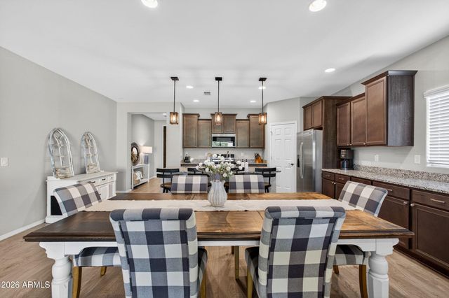 5218 S LINDENWOOD Circle, Mesa, AZ 85212